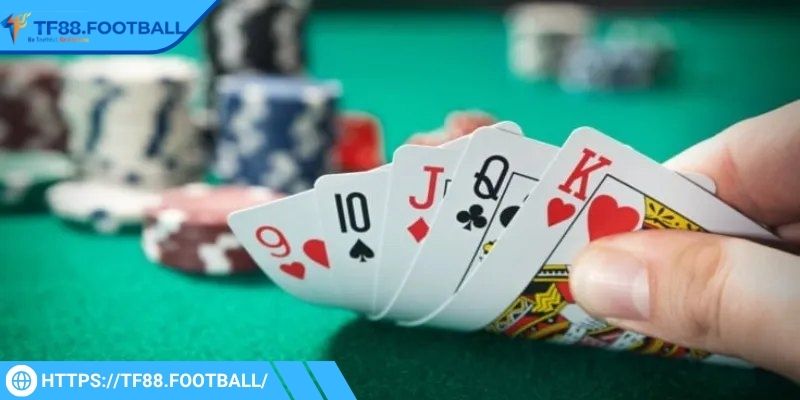 Xì Tố TF88 - Hướng Dẫn Chơi, Mẹo Thắng Cho Người Mới 2 Bàn bắt đầu khi hệ thống chia ba quân cho mỗi tay